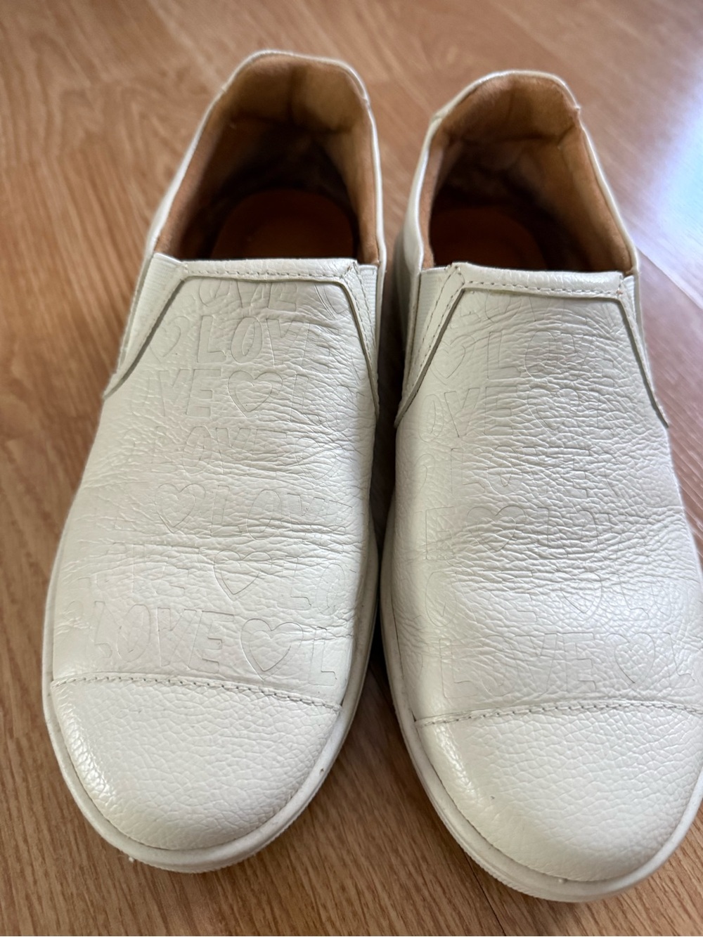 Brighton leather LOVE slip on sneaker